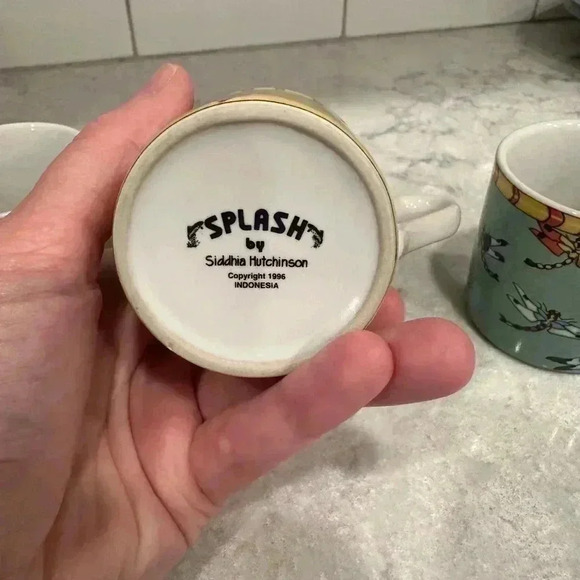 Set of three "Splash" by Siddhia Hutchinson Espresso cups mugs - Picture 8 of 8